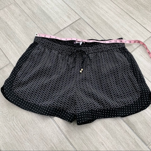 Jessica Simpson black polka dot shorts - Picture 3 of 6
